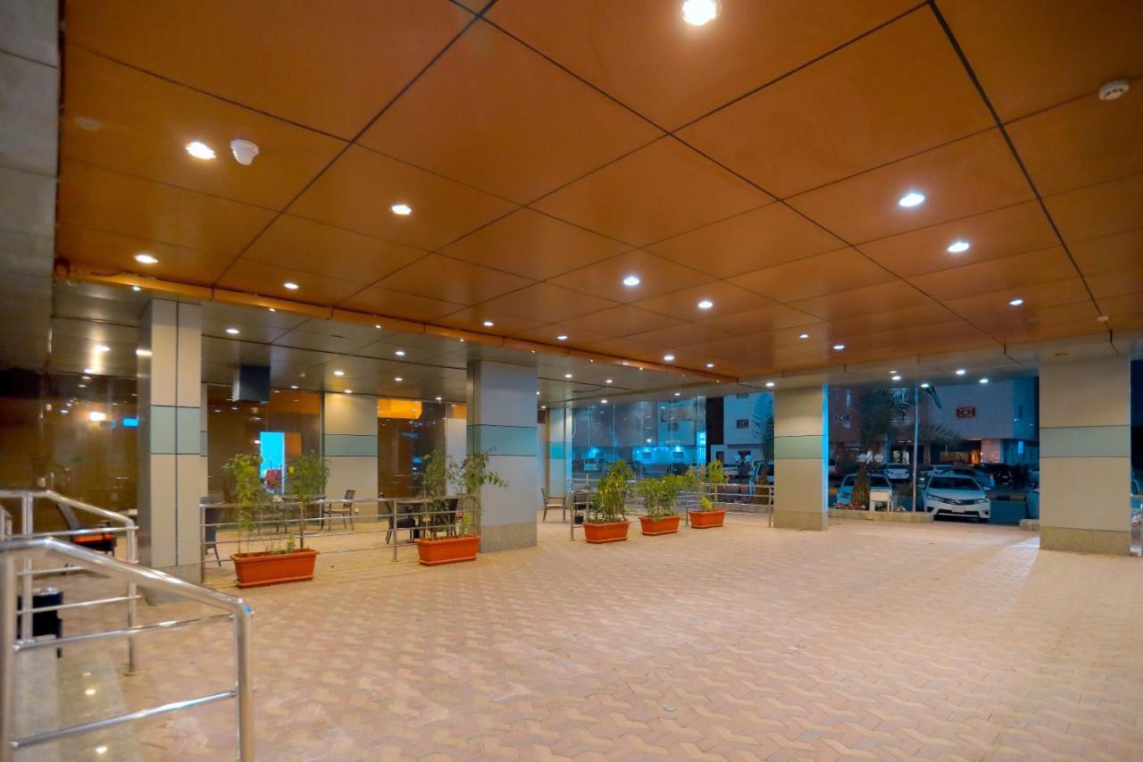 Apartment Hospitality Path Serviced
